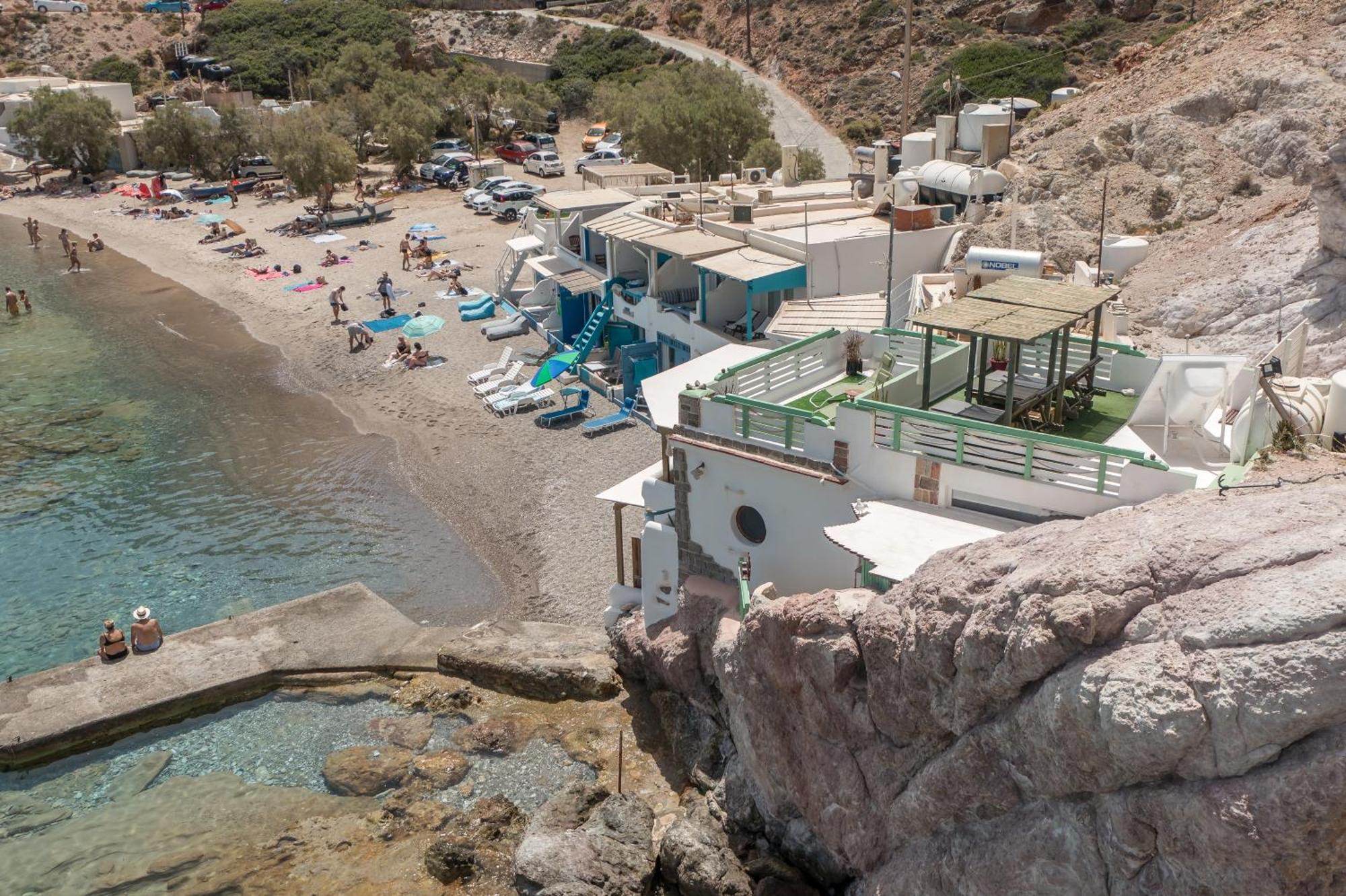 Hada Seaside Apartment Firopotamos Ngoại thất bức ảnh